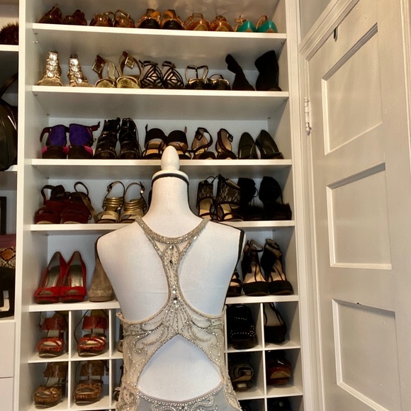 SHAIL K. A Kimi K Inc. Brand long beaded top gown - Picture 9 of 14